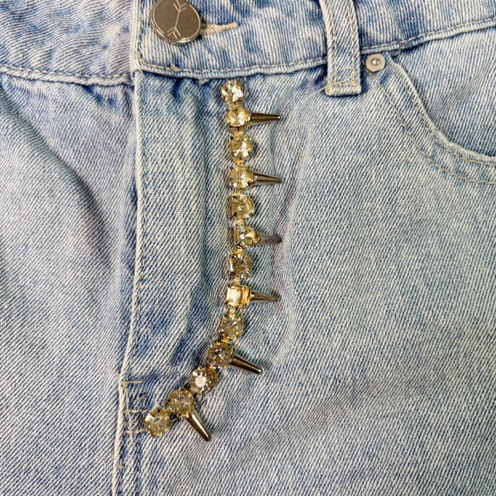 banjara womens distressed denim shorts jewel details. Size 11, 29. festival - Picture 4 of 6